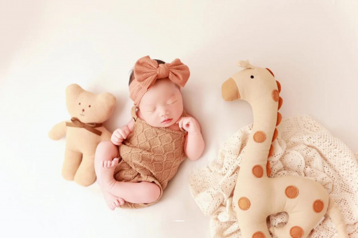 泰州宝宝发型女绑扎方法 泰州宝宝发型女绑扎方法